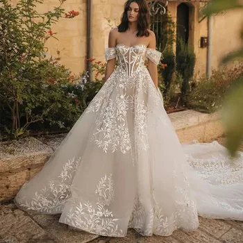 2023 Új stílusú luxus esküvői ruhák Csipke rátétek Kedvesem le a vállról A-vonalú menyasszonyi ruhák Vestidos de Novia házasság