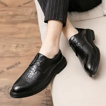 Férfi cipők 2023 ősz Új Shanghai fekete bőrcipő Férfi szakács munkavédelem Zhongbang divatcipő