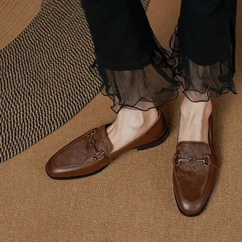 Osunlina INS szivattyúk Valódi bőr kerek lábujj fém dekorációs csúszás lószőr kézzel készített retro loafer cipő nő 2023 tavasz